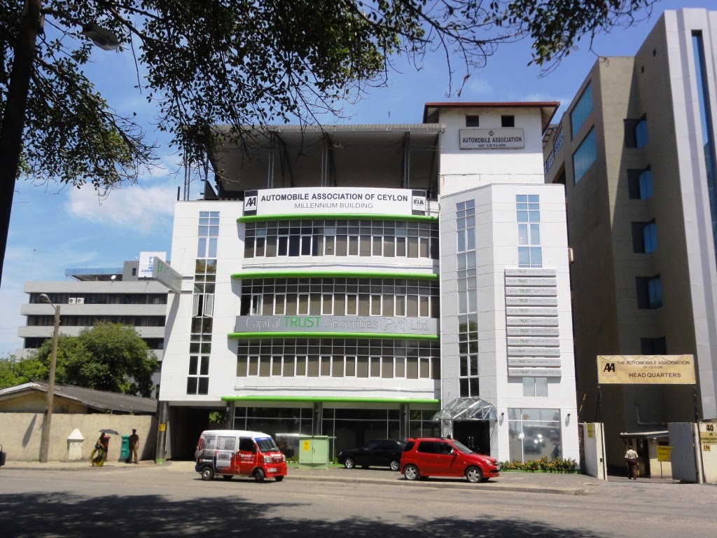 Kollupitiya, Colombo, Sri Lanka by Senanayaka Bandara