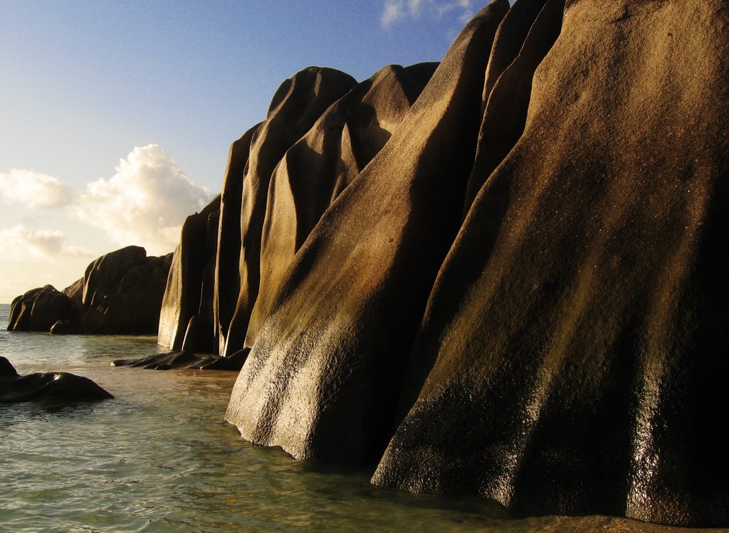 Sunset in Anse Source D'Argent by RMCovelo