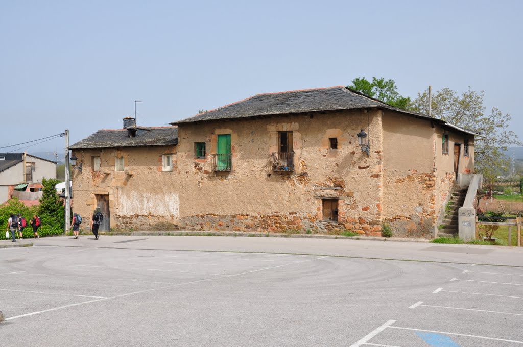 ARQUITECTURA POPULAR DEL BIERZO BAJO by JOSE GRILLO