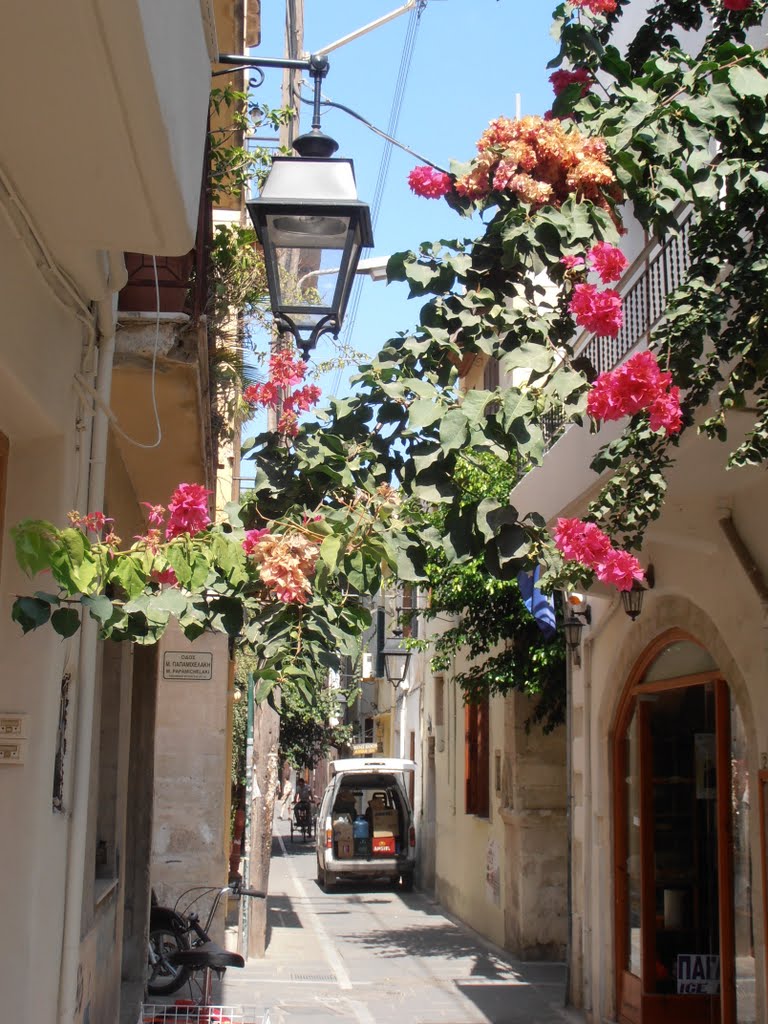 Rethymno, old town by Constantine Louckis