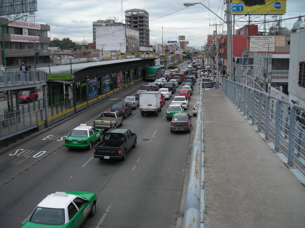 Blvd. López Mateos y estación Aquiles Serdán by 51Pin