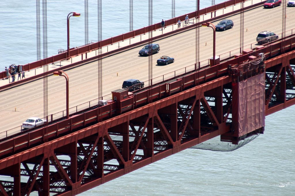 Golden Gate Bridge (Detail) by christophebraun