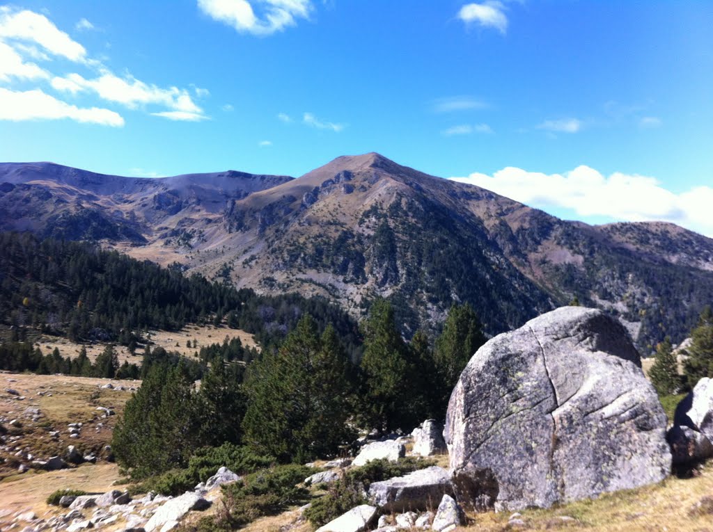 Pont Sassanat, AD700 Escaldes-Engordany, Andorra by Paco Gorina