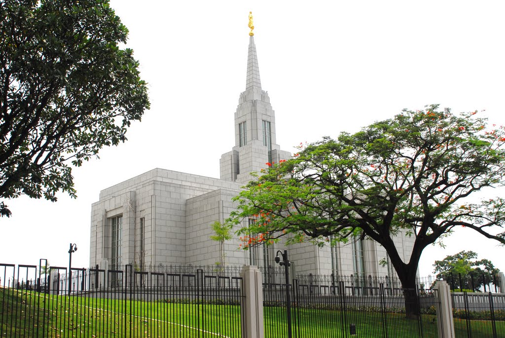 Mormons Church by Fred Umabong