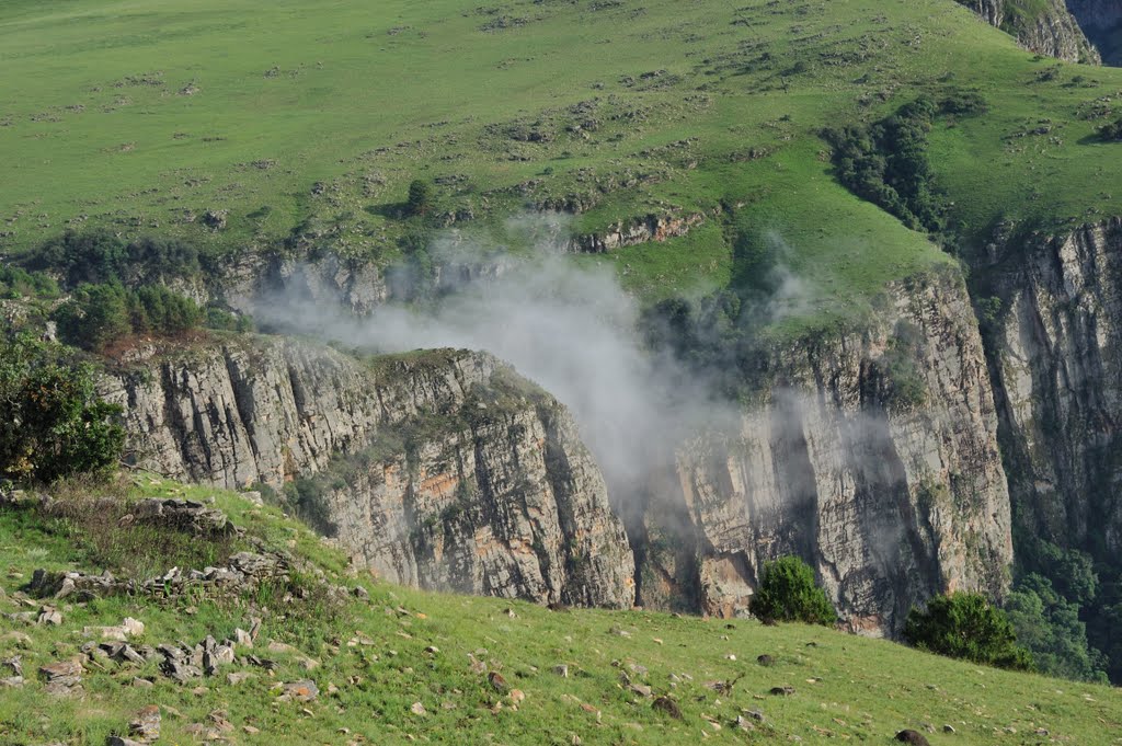 Steenkampsberg, Dullstroom, South Africa by Deon Joubert