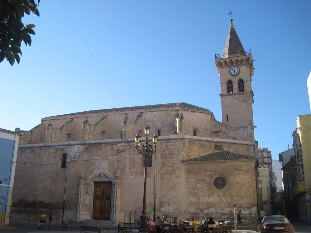 Iglesia de Santiago by José Alfonso Tornero…