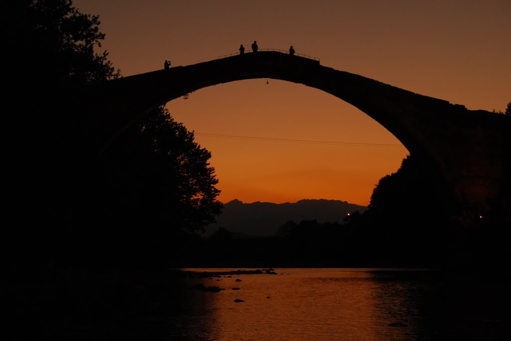 The trademark of Konitsa... The Bridge by aggelias