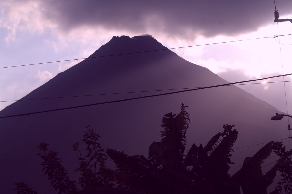 Volcan Arenal,San Carlos Costa Rica by costarica4x4@gmail.c…