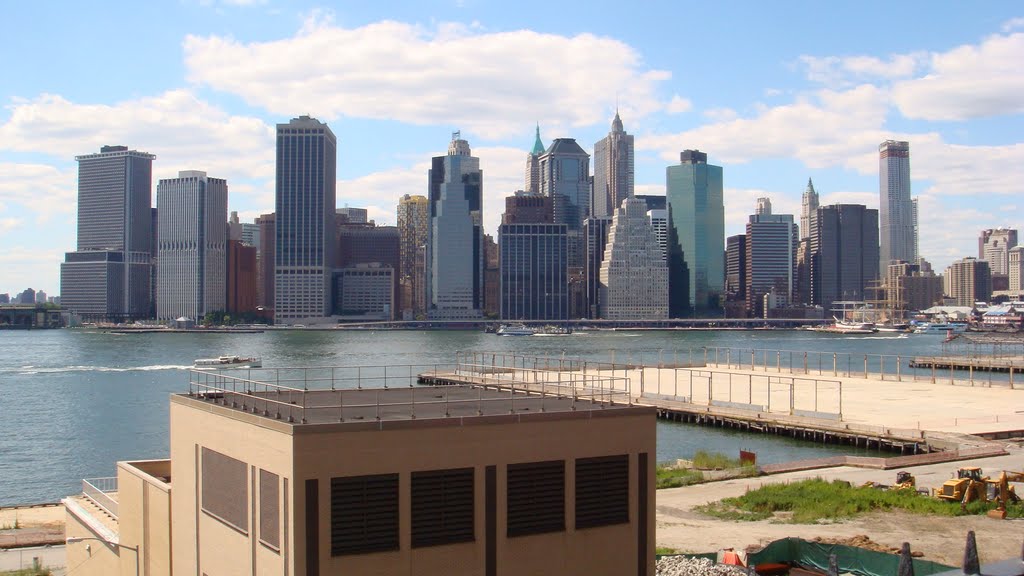 Manhattan from Brooklyn Promenade. by vvb