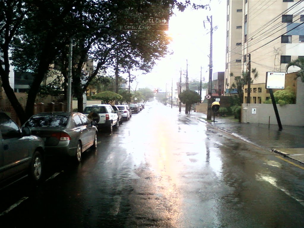 Londrina depois da Tempestade by Douglas Berteloni