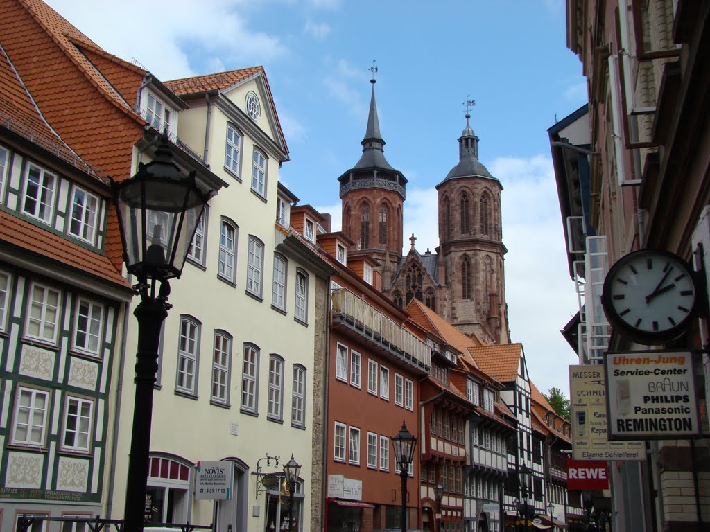 Göttingen ( St.-Johannis-Kirche ) Johannisstraße. August 2011 by DortmundWestfalica