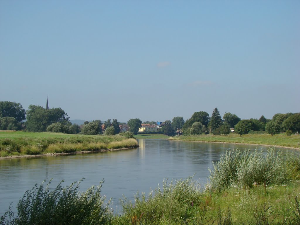 Weserbergland ( Weser ) August 2011 by DortmundWestfalica