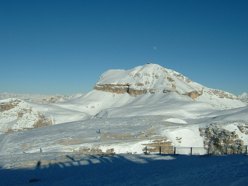 Dalla cima del Pordoi by Paola Oggioni