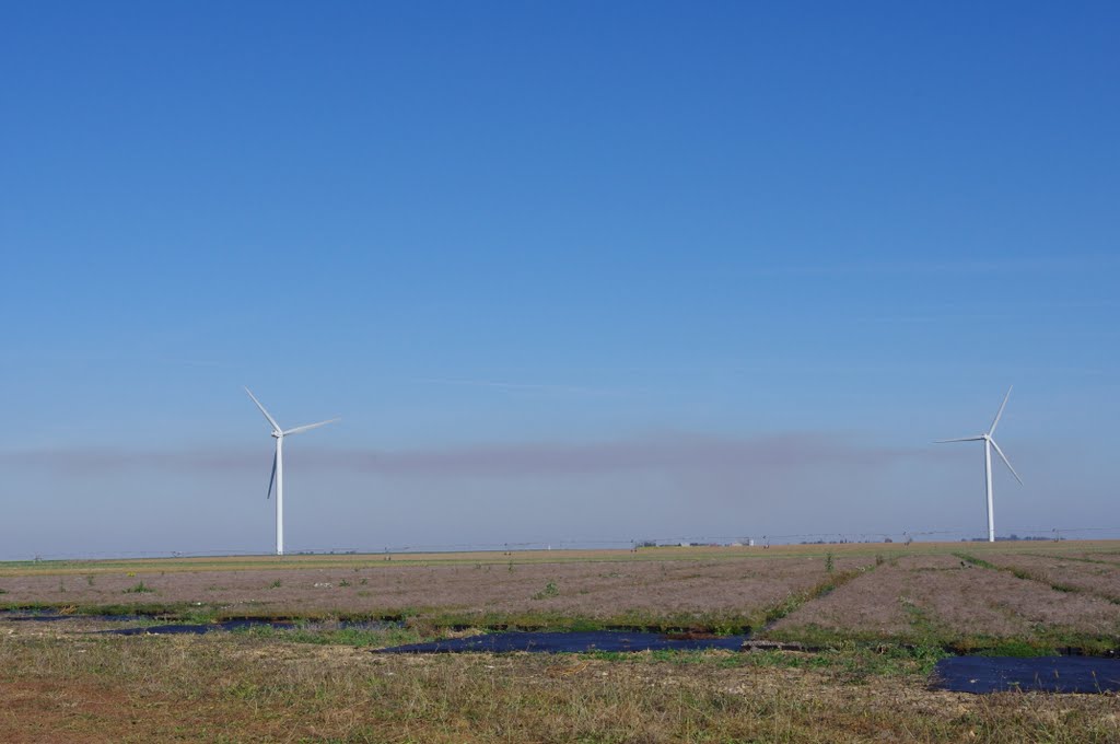 Eoliennes d'ouzouer-le-doyen vues de moisy by _alex_69