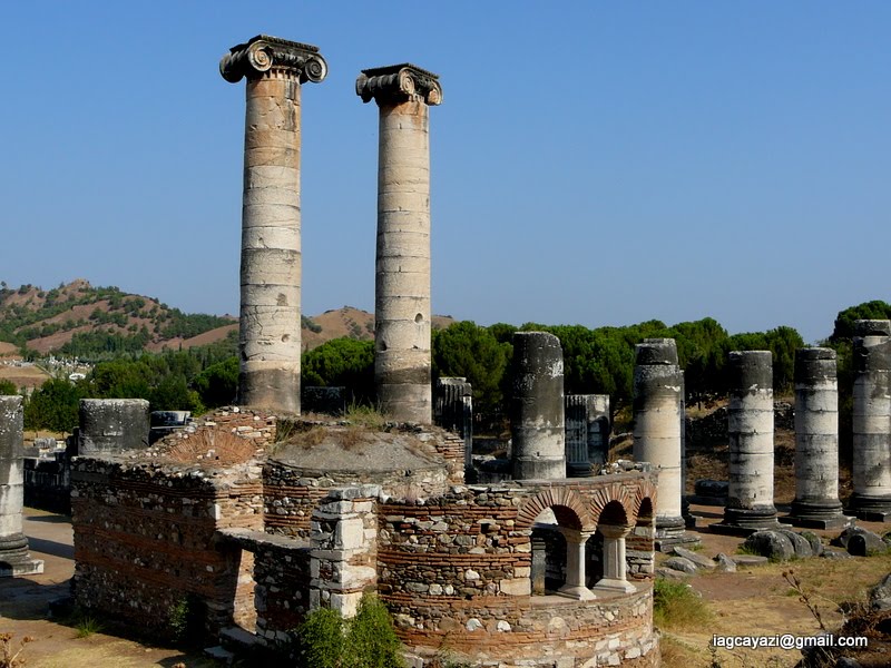 Artemis Tapınağı-İ.Ağcayazı by Izzettin Ağcayazı