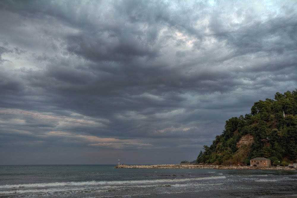 Thasos, Skala Potamias by Vangelis Fitsios