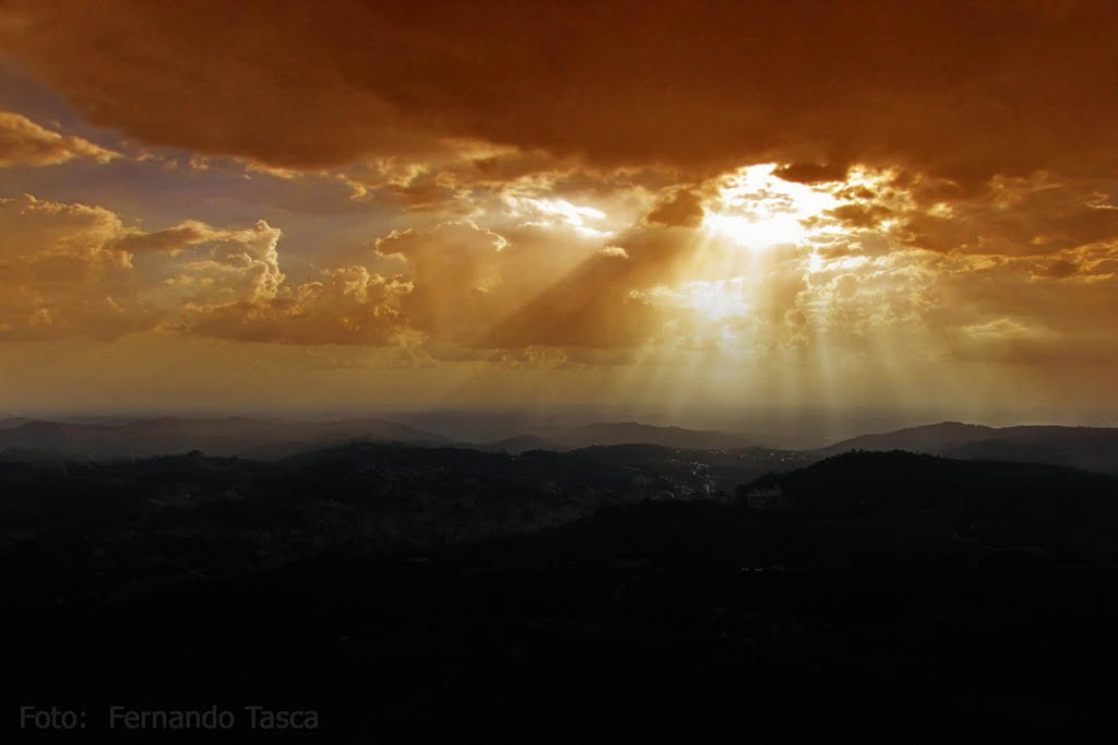 Brasil - Por do Sol em Serra Negra by Fernando Tasca