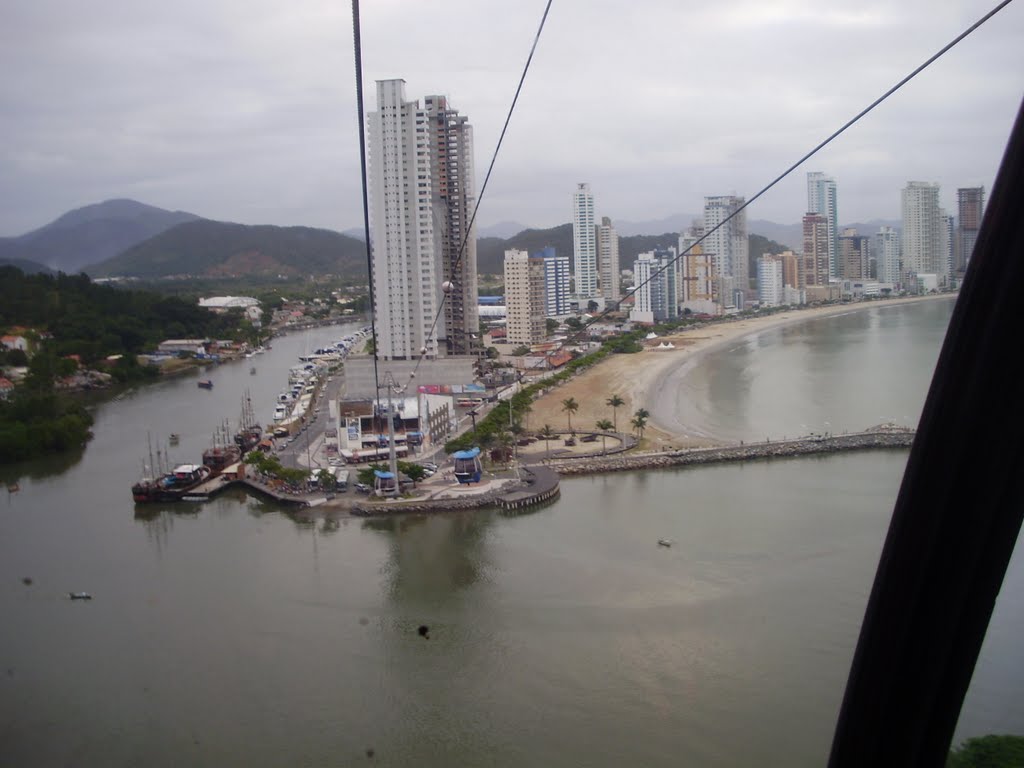 Centro, Balneário Camboriú - SC, Brazil by hector konig