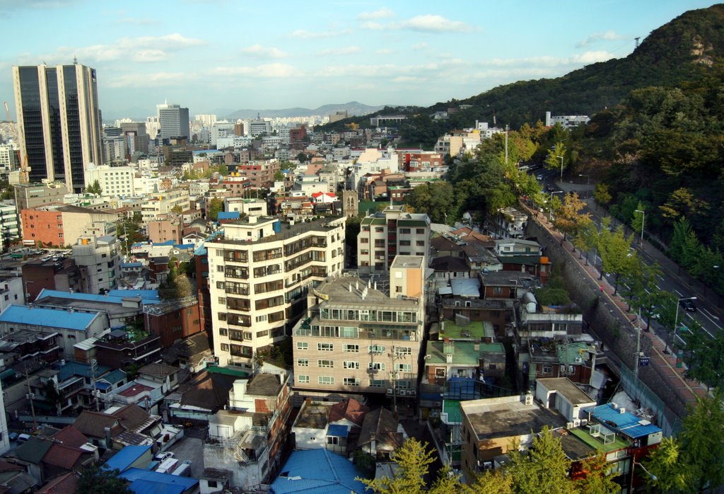 Namsan Road from SK Namsan Building by samuel006