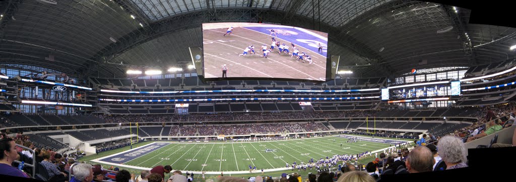 Lonestar Football Festival at Cowboys Studium by James Stillwagon