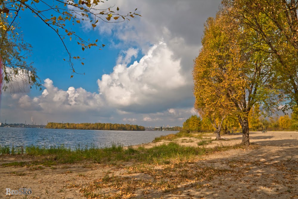 Industrial'nyi district, Dnipro, Dnipropetrovsk Oblast, Ukraine by Brosko.in.ua