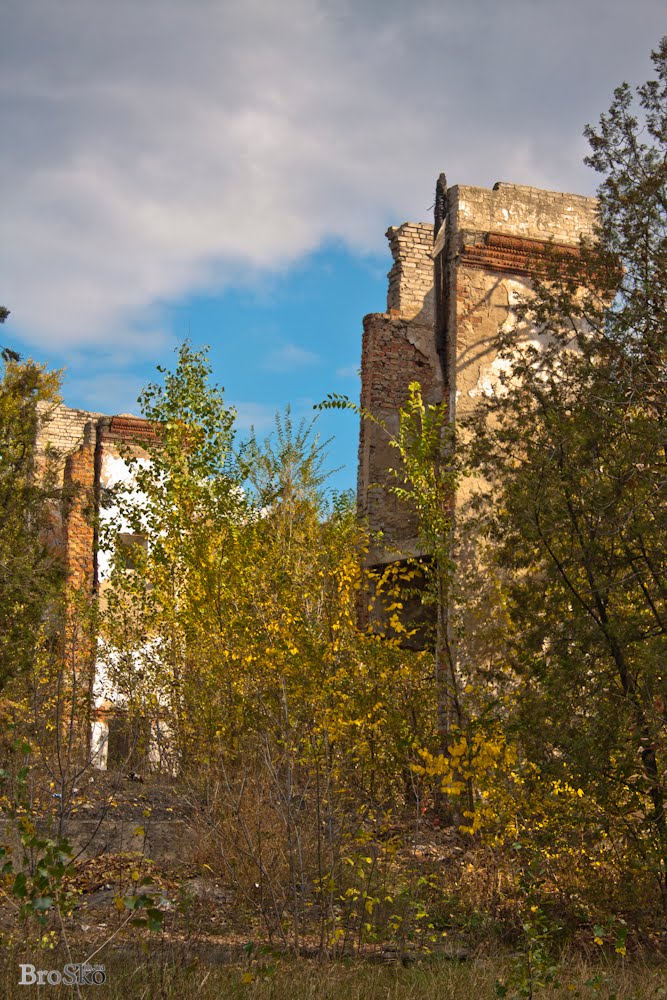 Industrial'nyi district, Dnipro, Dnipropetrovsk Oblast, Ukraine by Brosko.in.ua