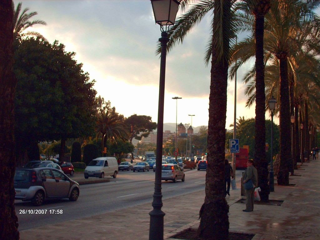 H©) 26.10.2007 / Palma de Mallorca - Innenstadt / 66 - Hafenpromenade by Hannes Th.