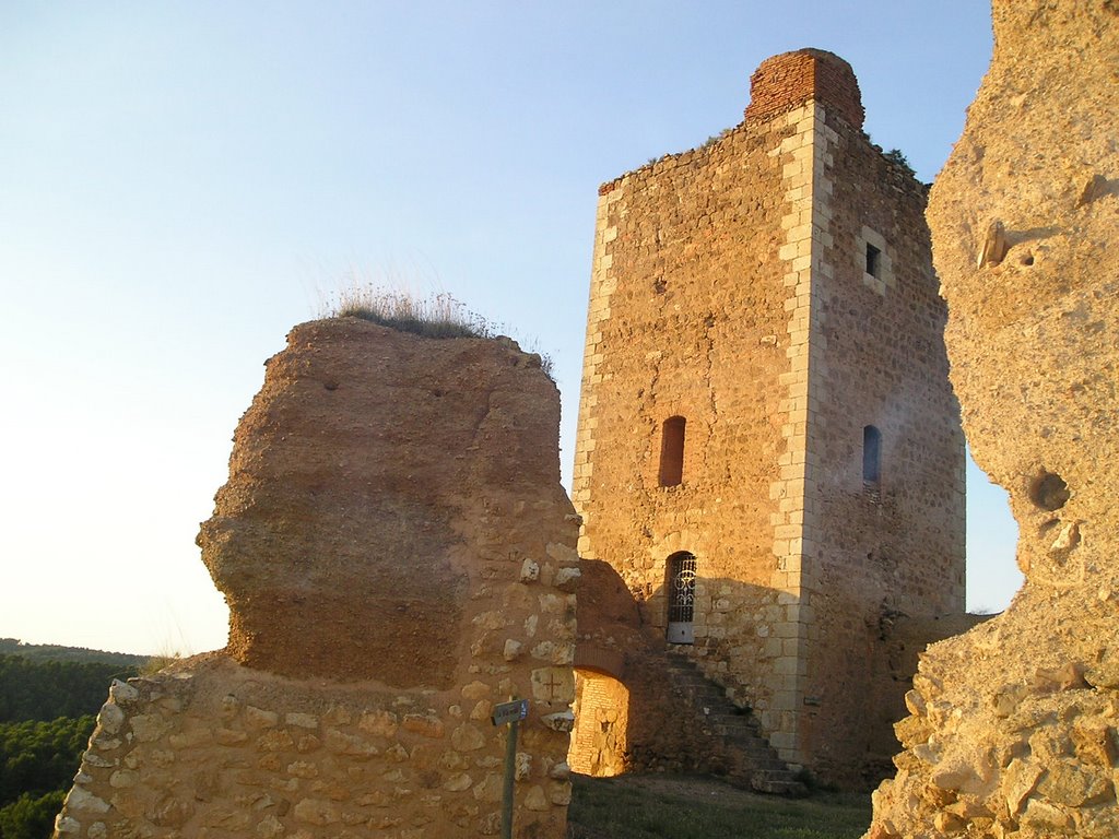 Torreon de San Cristobal by s.j.