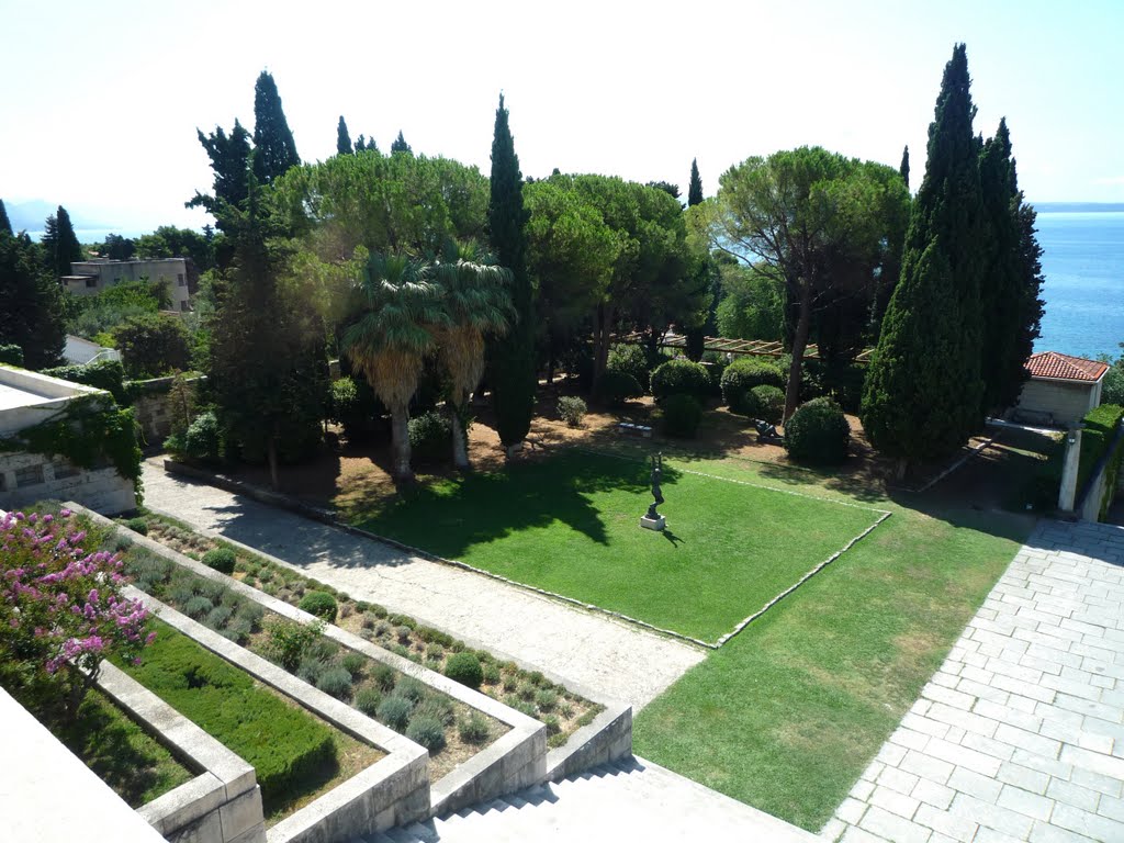 Split, Meštrović Galéria kertje - Ivan Mestrovic Gallery, garden by Csinos