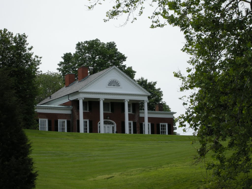 Willis Home From The Sunken Road by saxoneer