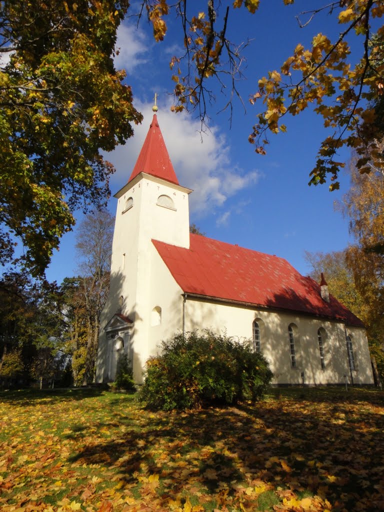 Lielvārde (Lennewaden) church by Ainars Brūvelis