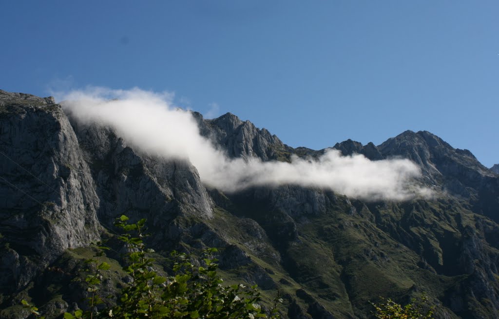 Macizo Occidental de los Picos de Europa by Belén Menendez Solar