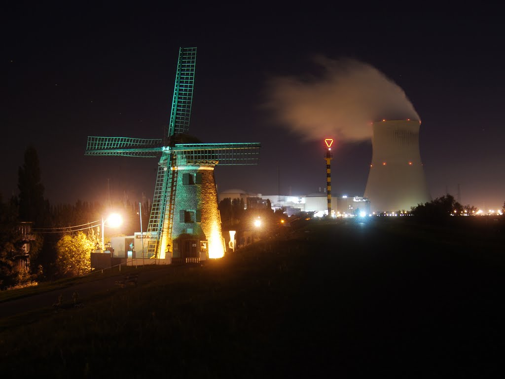 Windmill and cooling tower in Doel, Belgium by jeroen74