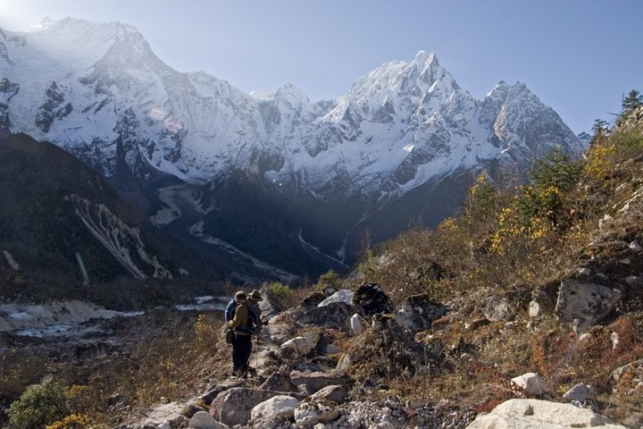 Phungu and Manaslu from below Bimthang by Dirk Jenrich