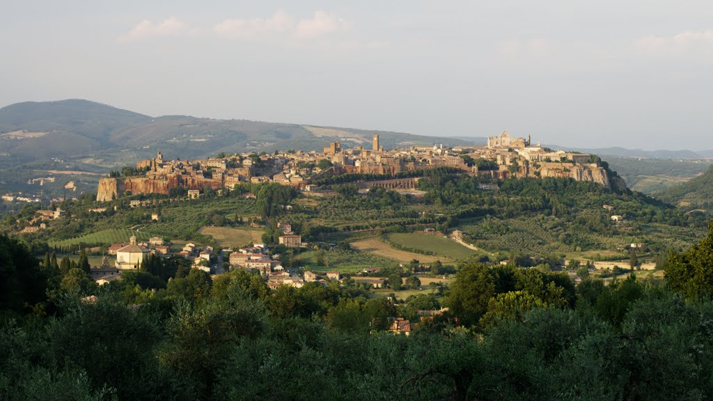 Leaving the orvieto by Jarda Houdek