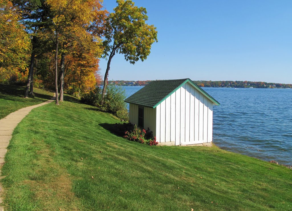 Crisp Autumnal Day at Lake Geneva 2011 by Mac Applethorpe