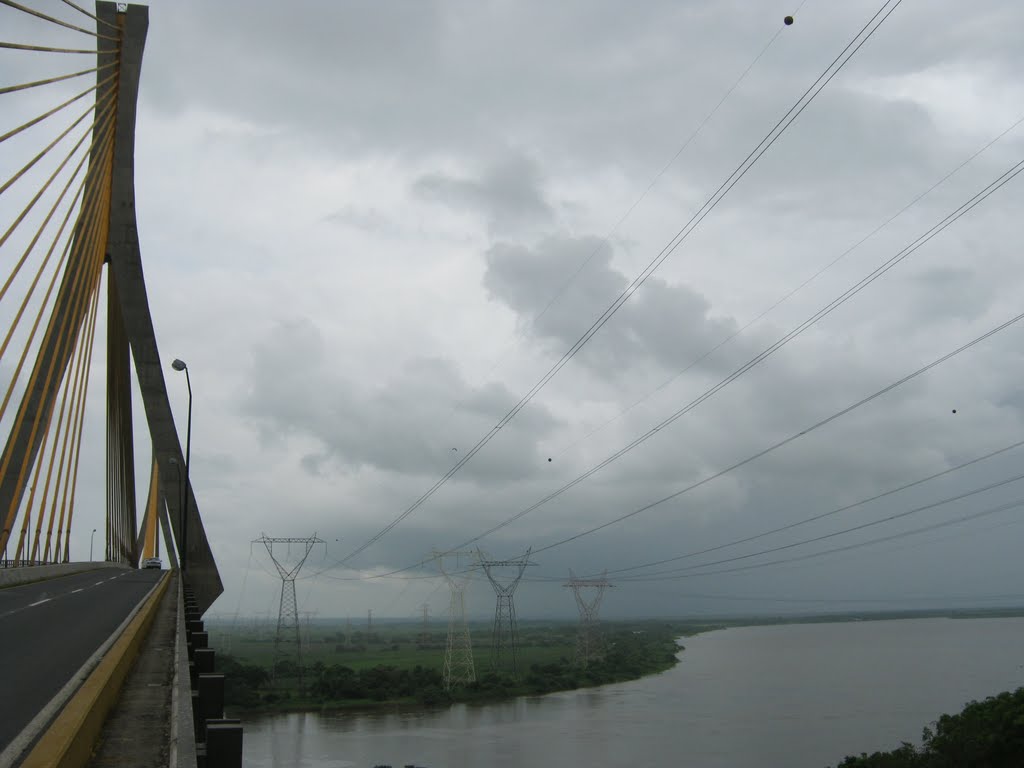 Puen de río Coatzacoalcos by waldwind