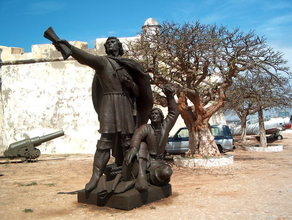 Estátua de Diogo Cão by José Augusto Martins