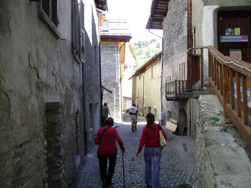 Cesana Torinese - Italy  Centro storico by Roberto Dago