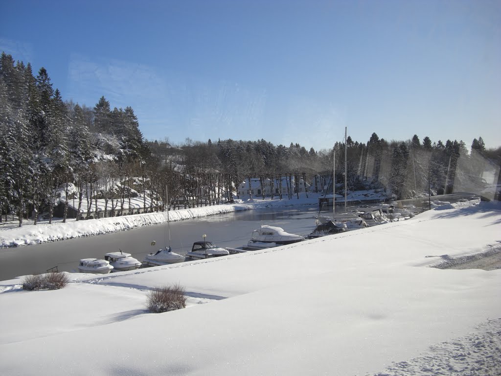 Lots of snow in Alvøen by Mona Lygre