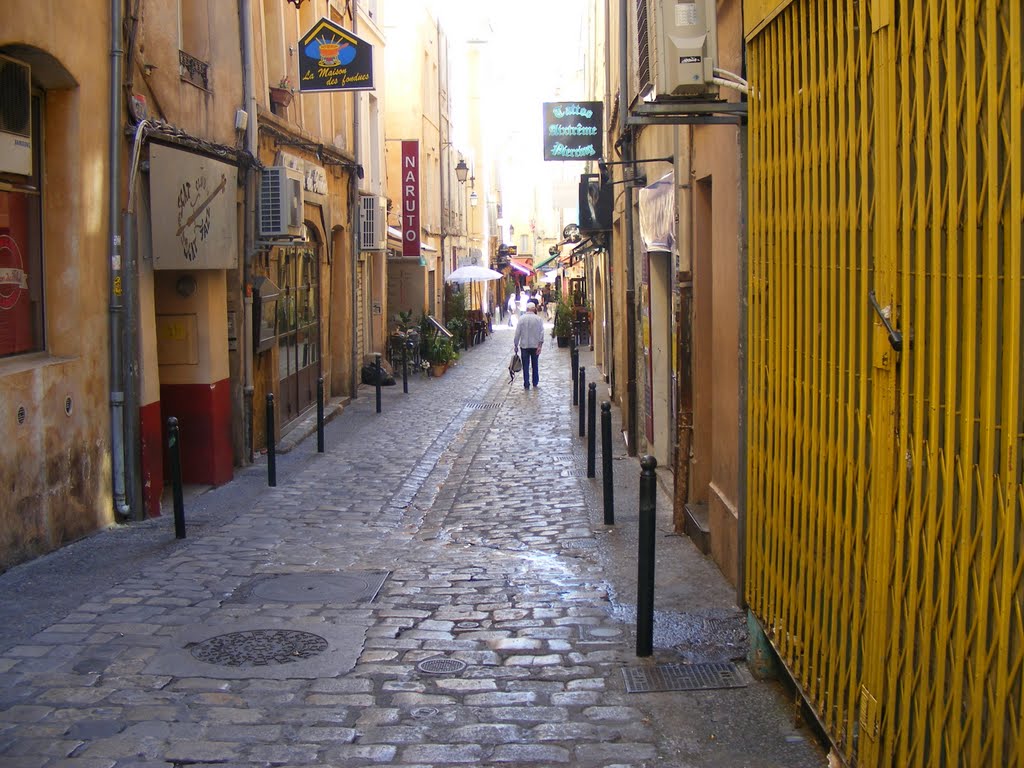 Aix en Provence by J.L.lariviere