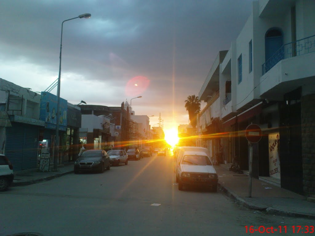 Sunset- rue Farhat Hached, bab bhar, Gabès by Nawfel Chelbi