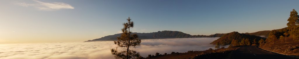 El Paso, Santa Cruz de Tenerife, Spain by Mathias Schmid