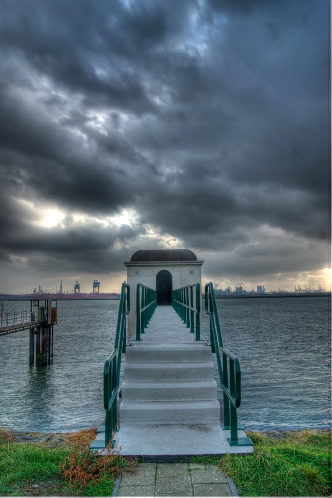 Strand en Duin, Hoek van Holland, Netherlands by Aschwinn Smith