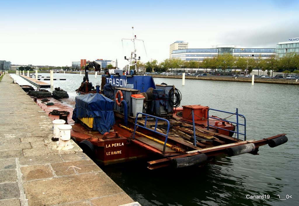 Le Havre, France by Julien “Canard” BLAC…