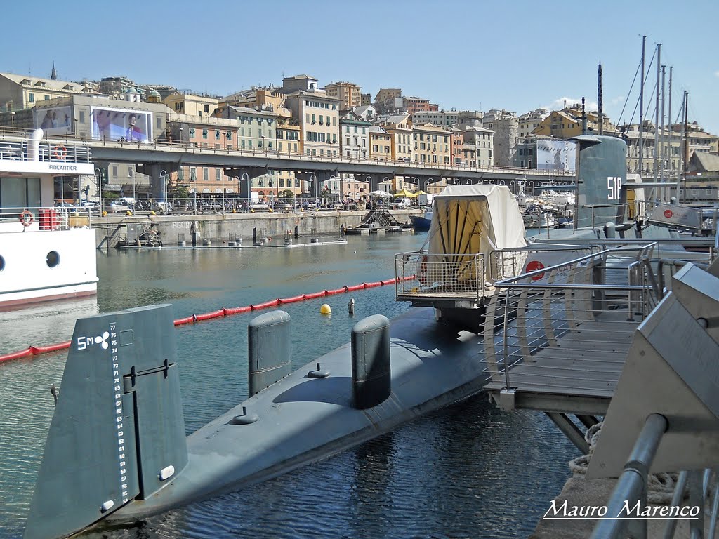 Genova, Porto Antico con il sommergibile "Sauro" in primo piano by mauro 1968