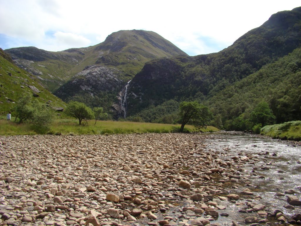 An Steall waterval by Ge Nielissen