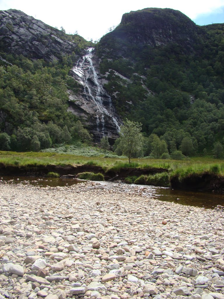 An Steall waterval by Ge Nielissen