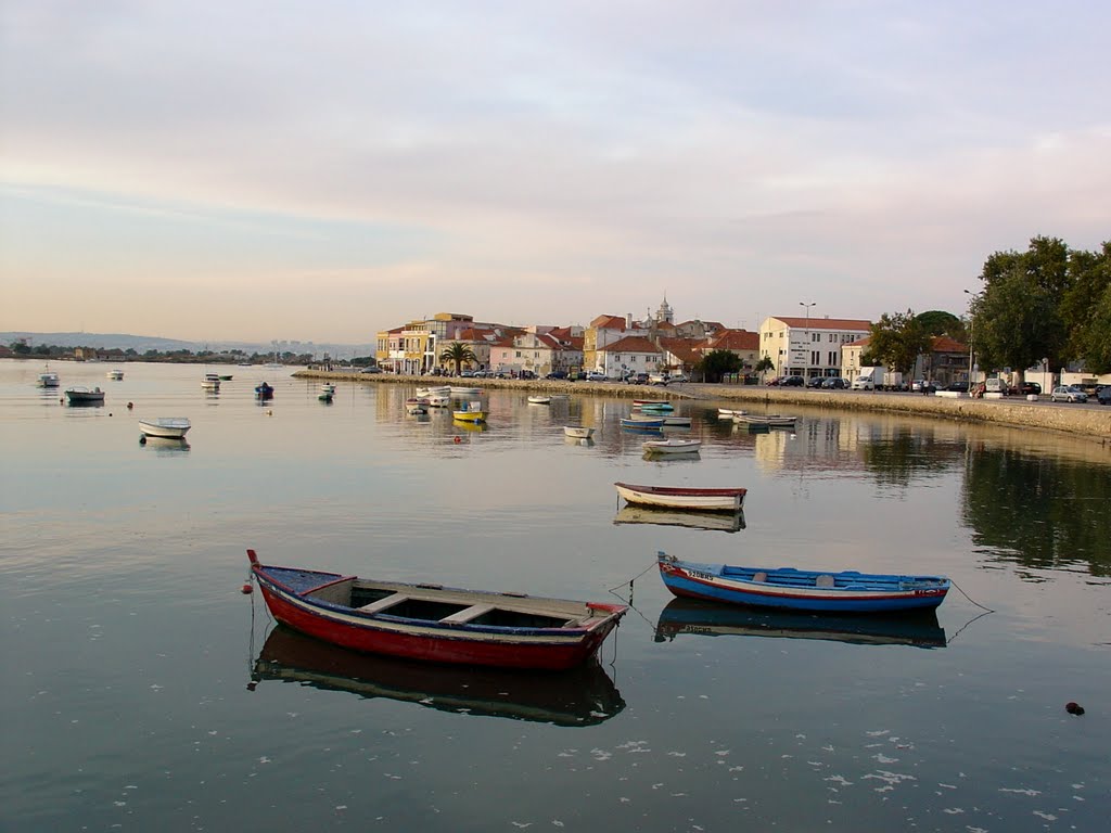 Baía do Seixal by P. Mendonça