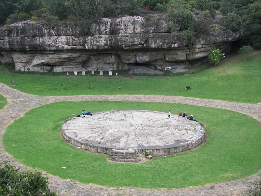 Parque arqueológico piedras del Tunjo 003 by René Estupiñán S